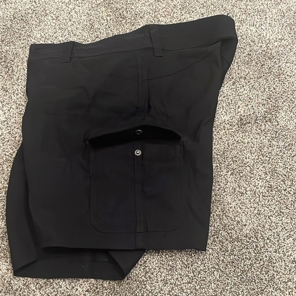 Super cute and comfortable Eddie Bauer hiking shorts - Picture 3 of 4